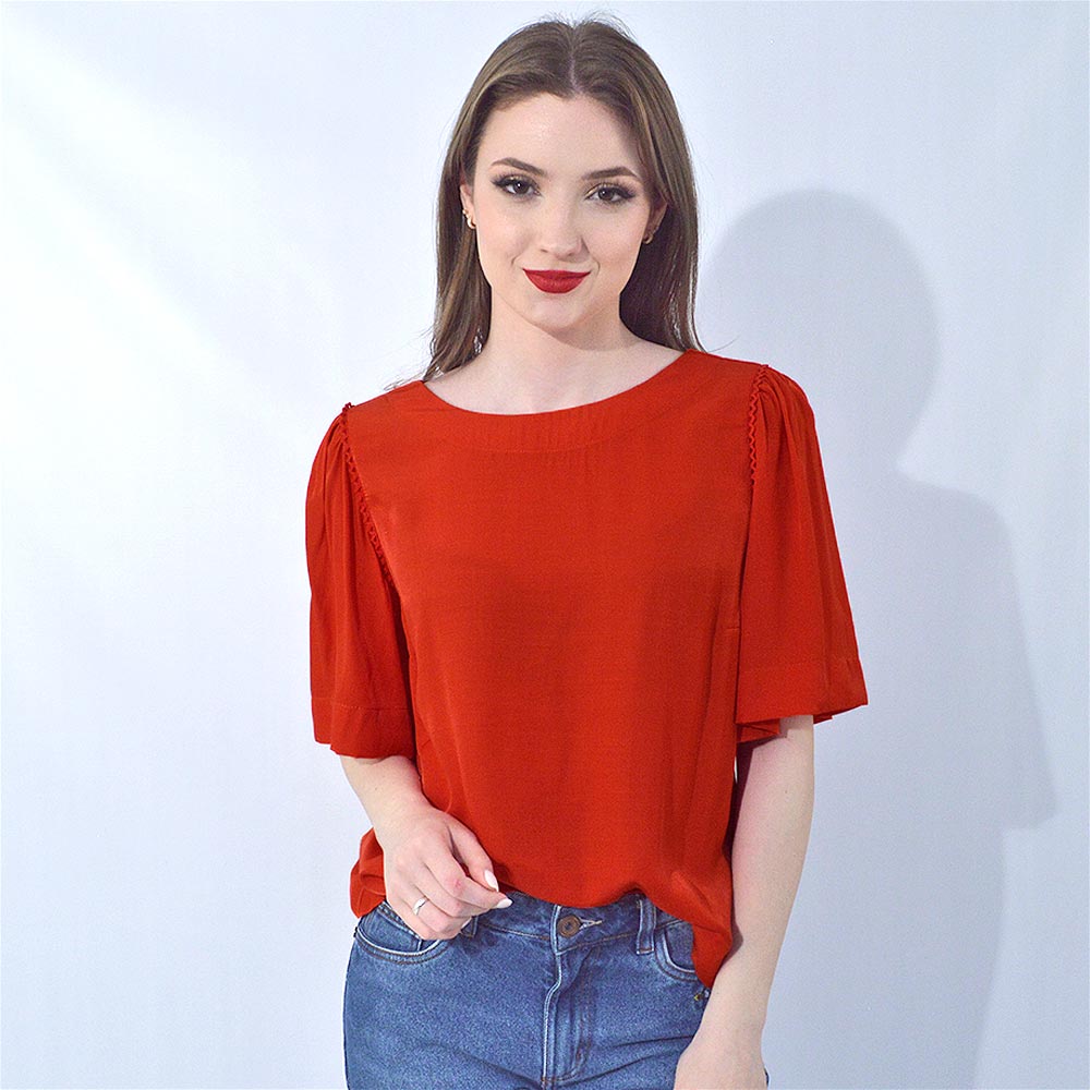 Blusa Viscose Acetinada Gatos e Atos Vermelho - Foto 1