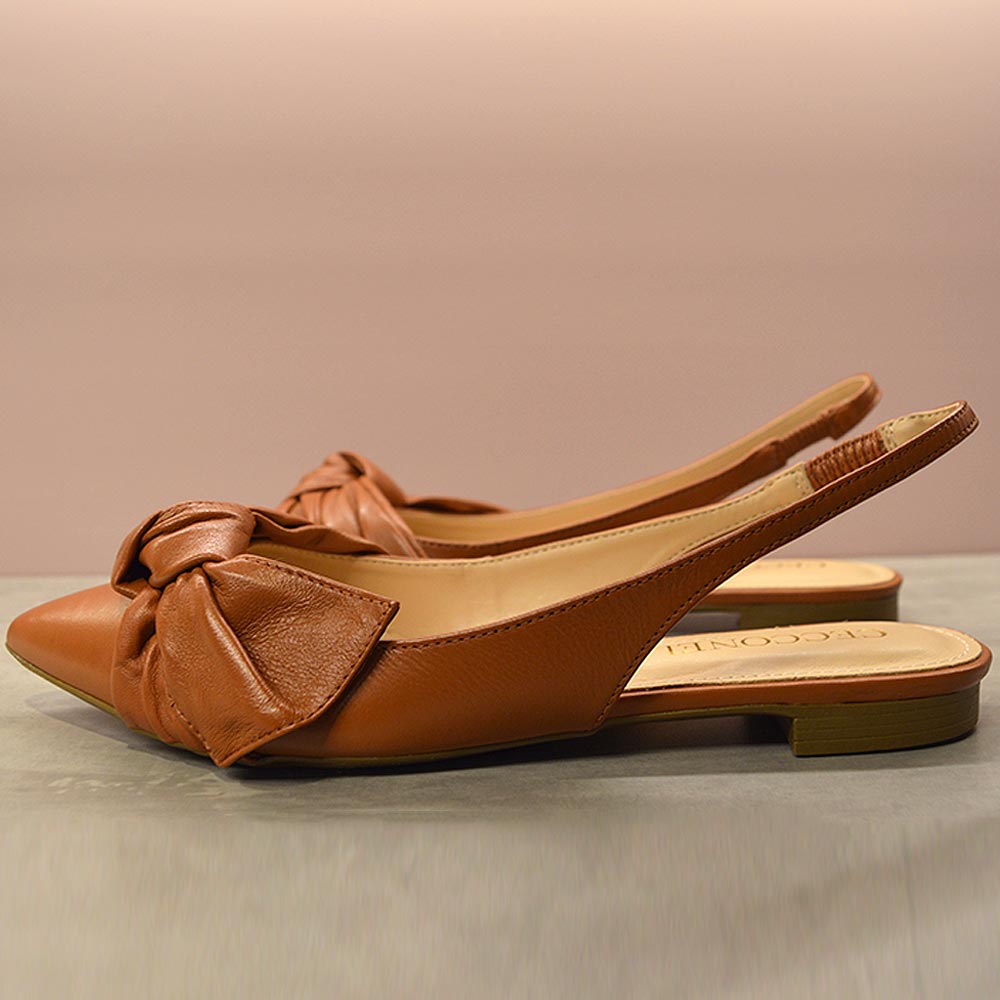 Slingback Couro Cor Whisky Cecconello - Foto 2