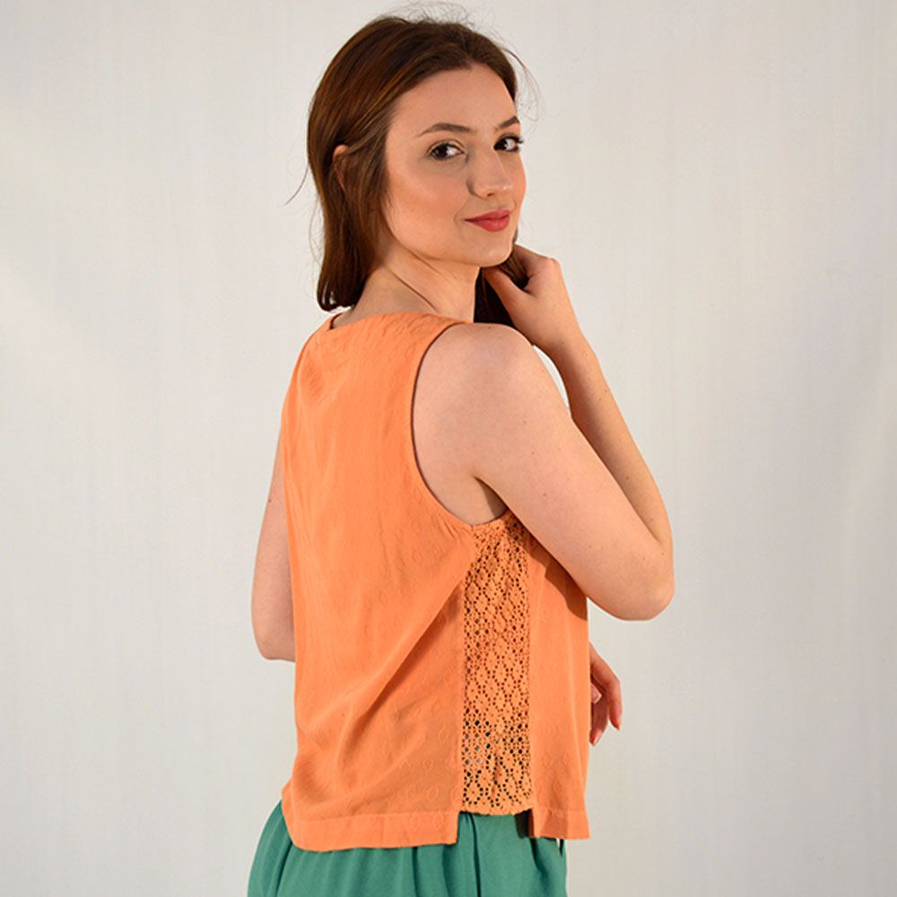 Blusa Viscose Com Detalhes de Renda Laranja Reserva Natural  - Foto 2