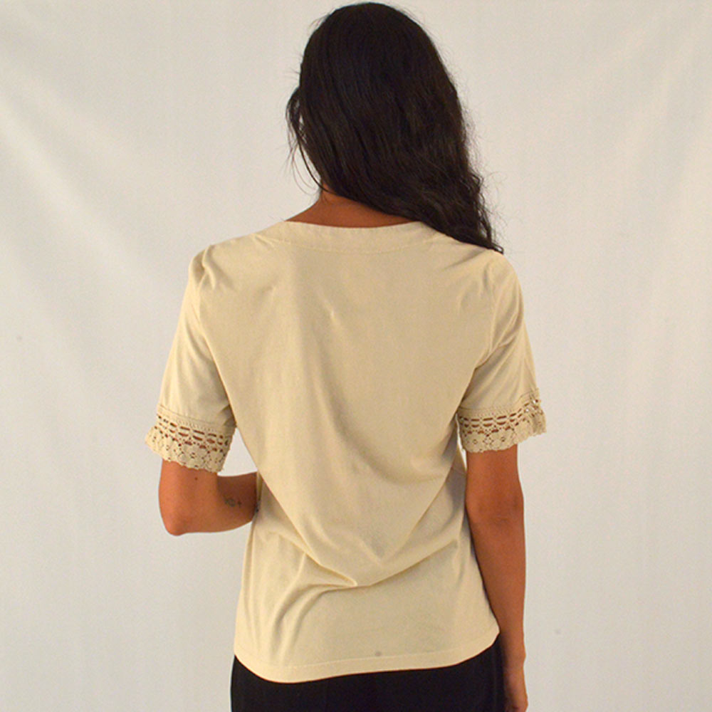 Blusa Algodo Com Detalhe De Renda Cor Cru Reserva Natural  - Foto 3