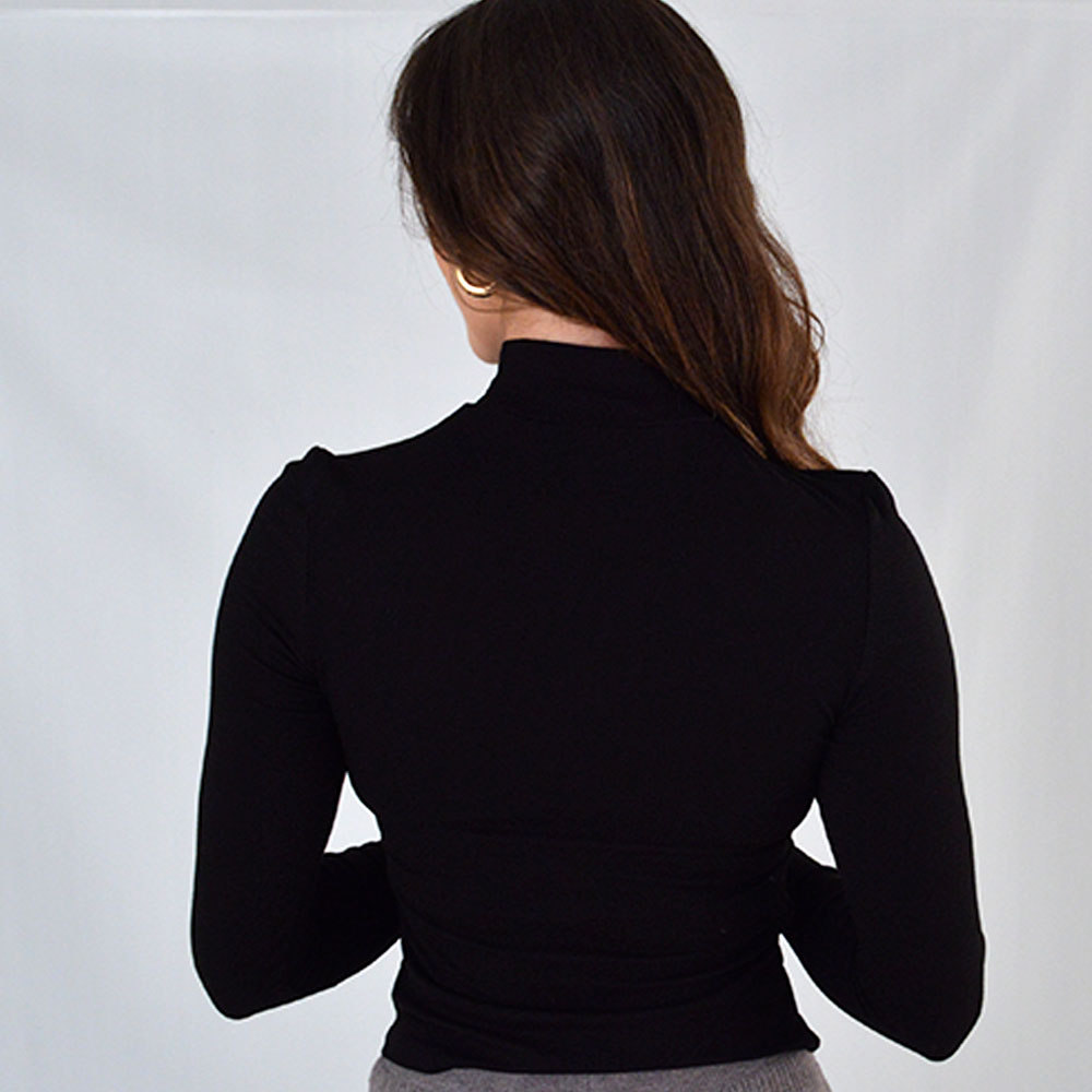 Blusa Viscose Canelada Susan Zheng Cor Preto - Foto 3