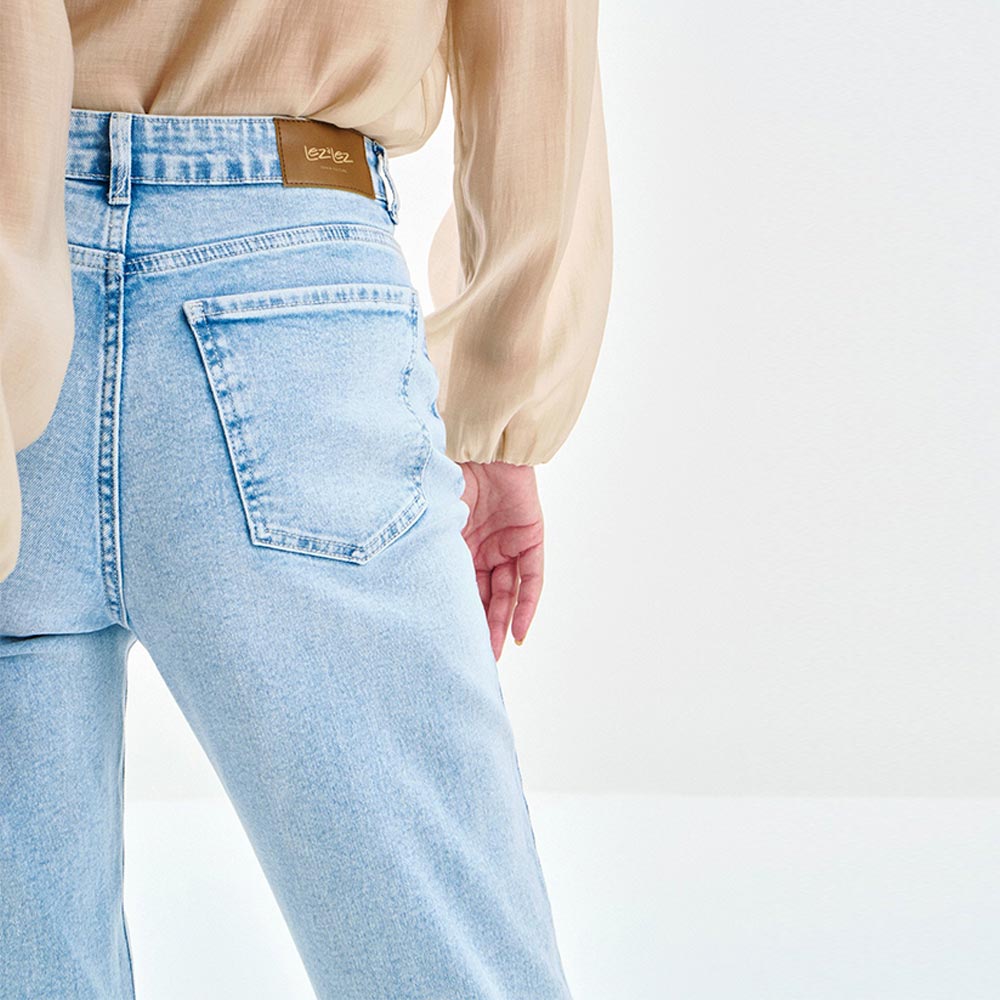 Cala Jeans Mom Cropped Cintura Alta Comfort Lez a Lez - Foto 2