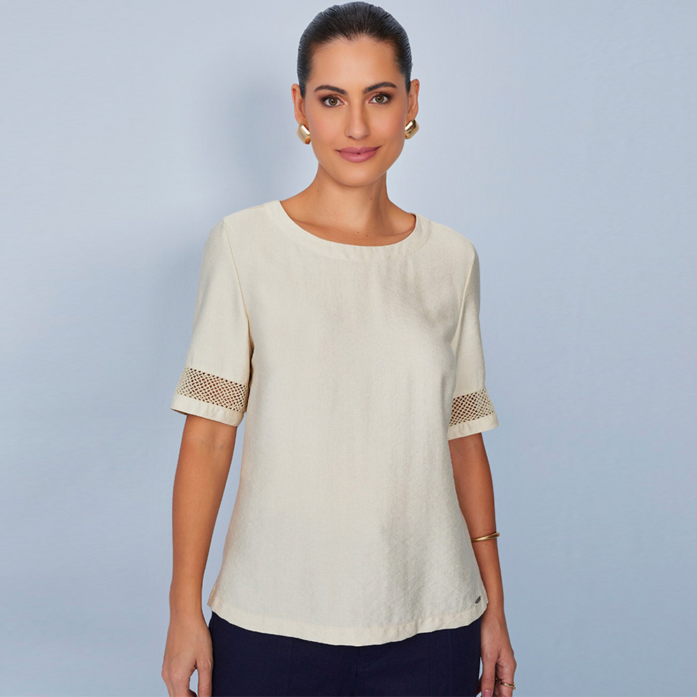 Blusa Viscose Cor Areia Com Detalhe na Manga Scalon  - Foto 1