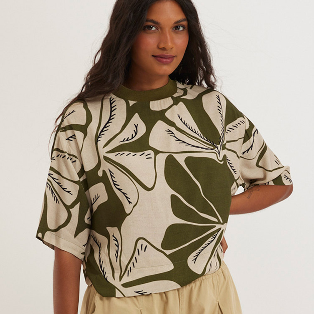 Blusa Viscose Estampa Blooming Canto - Foto 1