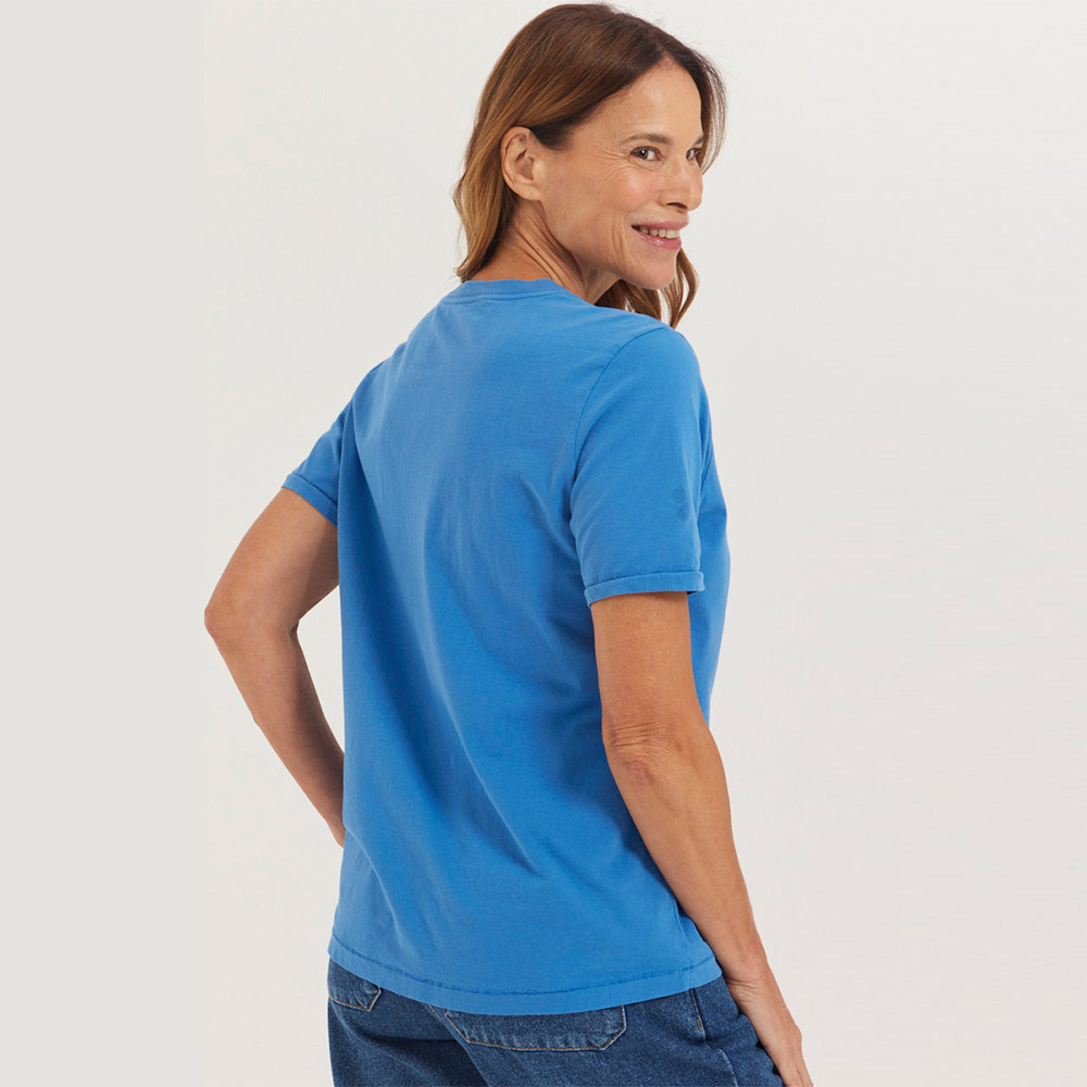 T-shirt Azul Bordada Canto - Foto 2