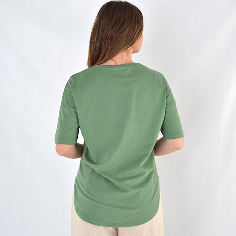 Blusa Mullet Arredondada Verde Declari - Foto 2