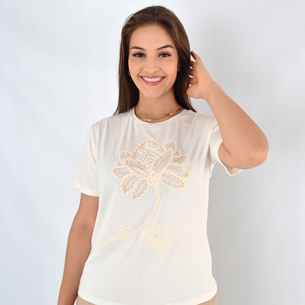 Blusa Viscose Com Frente Bordada Pff White Seiki  - Foto 1