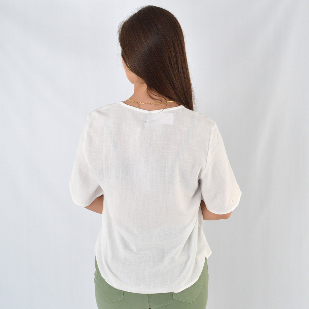 Blusa Viscolinho Com Bordados Off White Scalon - Foto 3