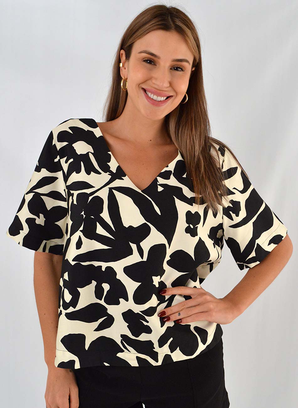 Blusa Estampa Botnica Lucidez - Foto 1