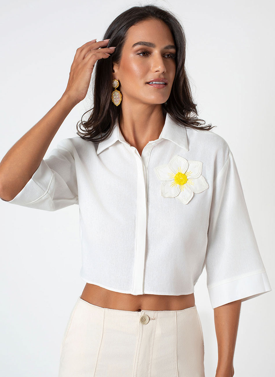 Camisa Cropped Off White Flor de Lis - Foto 1