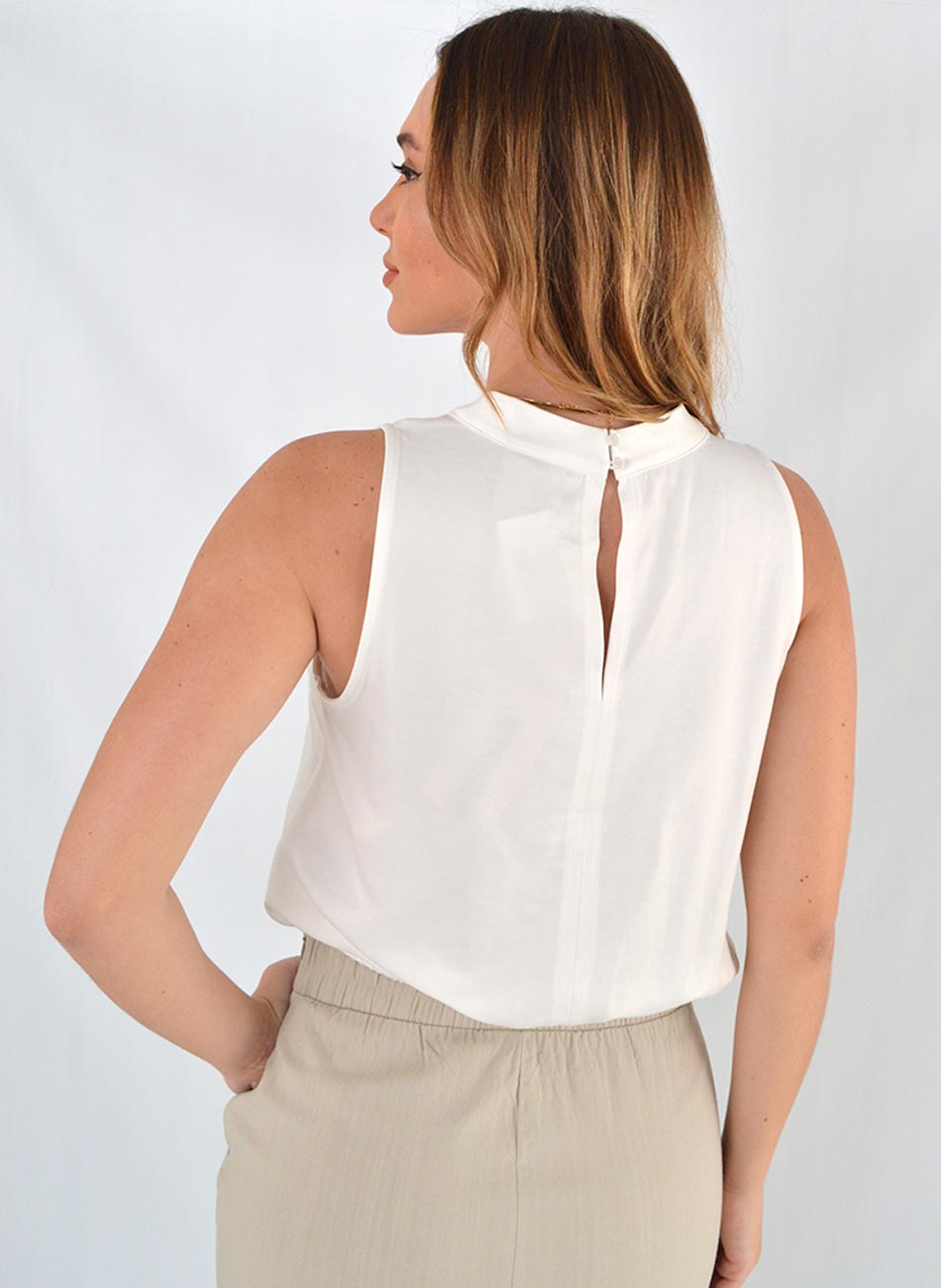 Blusa Acetinada Off White Gatos e Atos - Foto 4