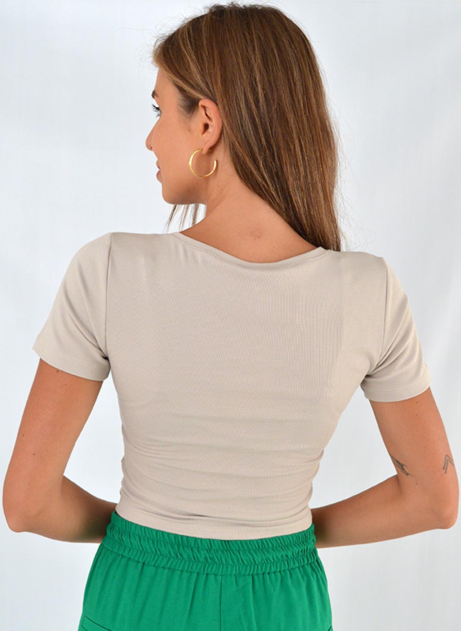 Blusa Cropped Canelado Cor Cru Coqueta - Foto 3