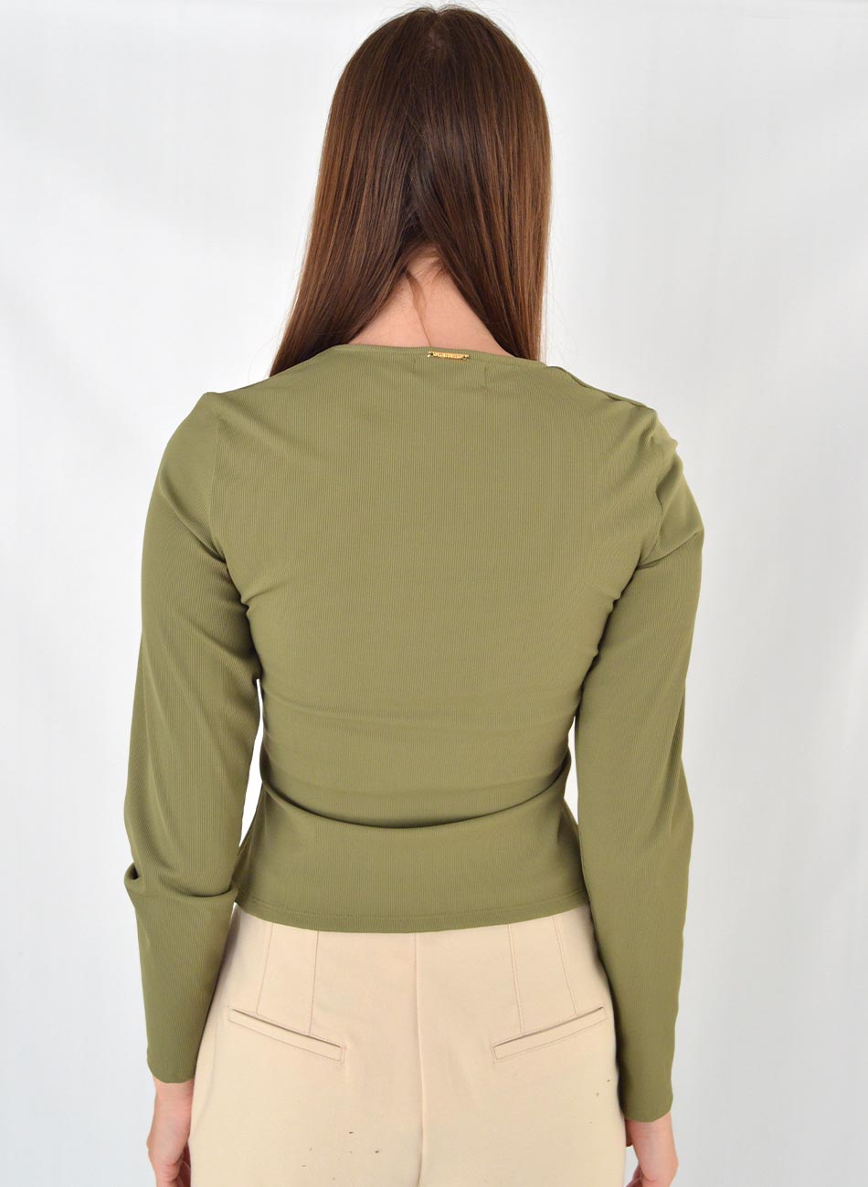 Blusa Justa Canelada Cor Verde Flor de Lis - Foto 4