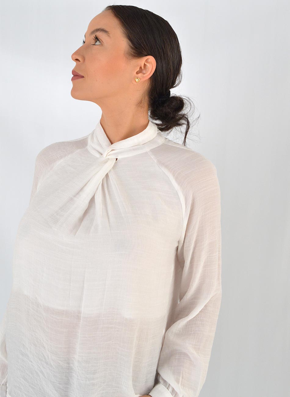 Blusa Shantung Detalhe Gola Gatos e Atos Off White - Foto 3